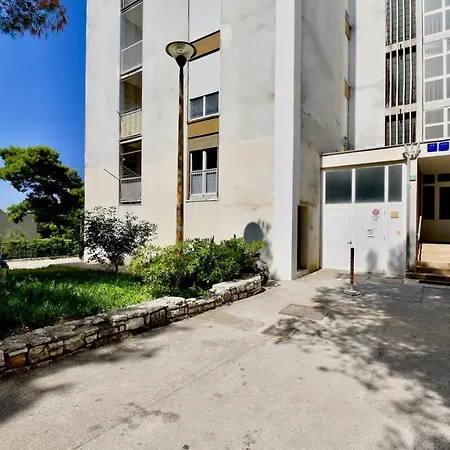 Apartman Sea View With 2 Bedroms, Pet Friendly Pula