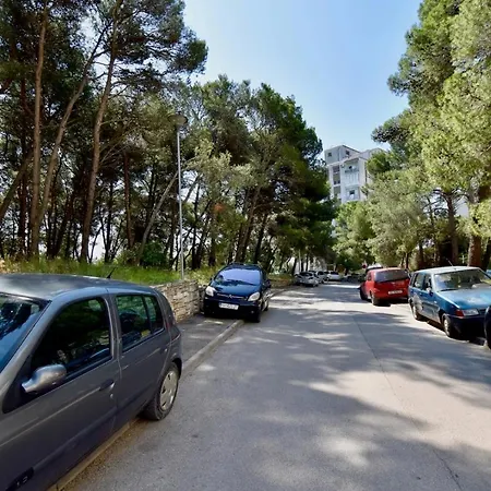 Sea View With 2 Bedroms, Pet Friendly